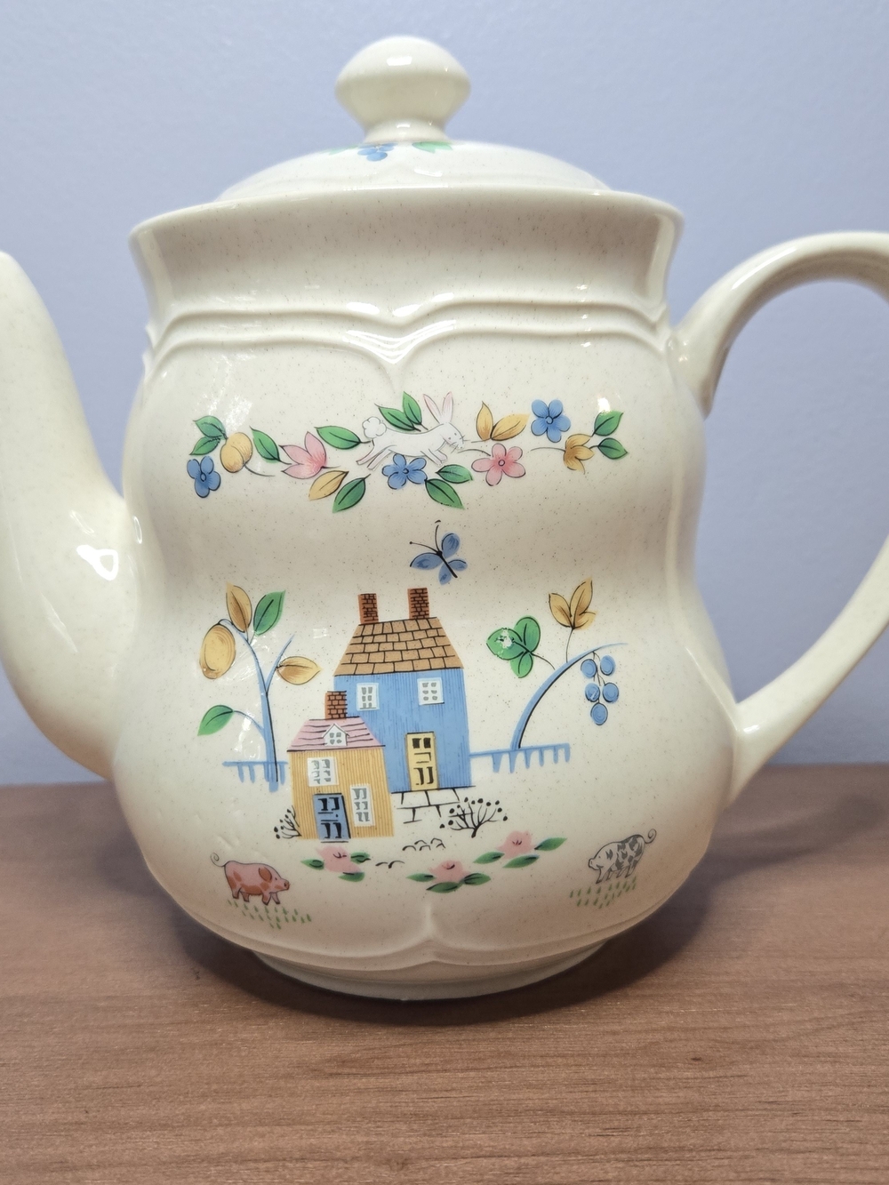 INTERNATIONAL HEARTLAND COFFEE TEA POT WITH LID FARM Cottagecore STONEWARE 56 Oz